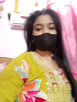 Snapshot of Simran-001 chatting on November 27, 7:20 am Simran-001 online show from November 27, 7:20 am