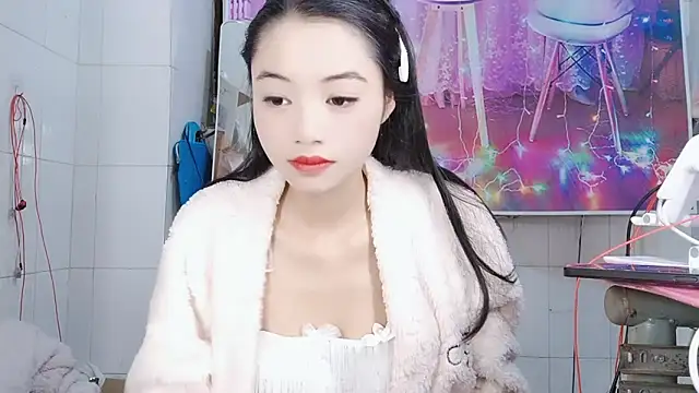 Snapshot of ManMan-520 chatting on February 1, 9:32 am ManMan-520 online show from February 1, 9:32 am