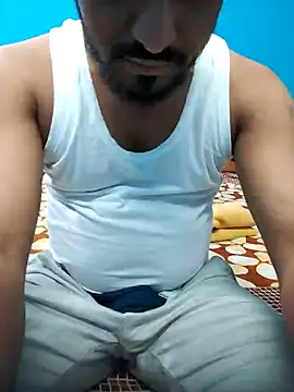 RaviRoy2326 online show from February 6, 2:04 pm