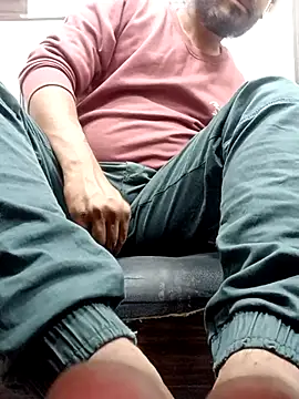 RaviRoy2326 online show from February 27, 2:21 pm