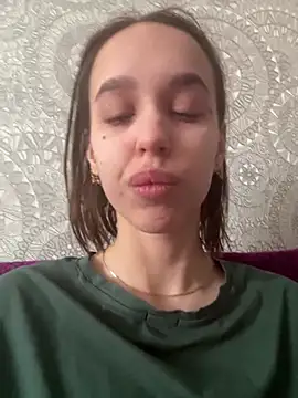 SandraTucker online show from February 26, 6:13 am