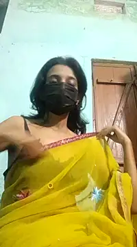 Snapshot of Bong-lady chatting on March 2, 9:43 am Bong-lady online show from March 2, 9:43 am