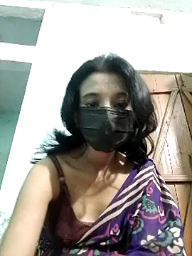 Snapshot of Bong-lady chatting on March 4, 8:46 am Bong-lady online show from March 4, 8:46 am