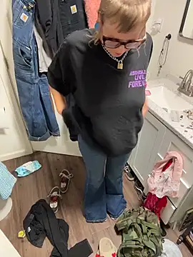 I am babydoll online show from April 2, 4:19 am