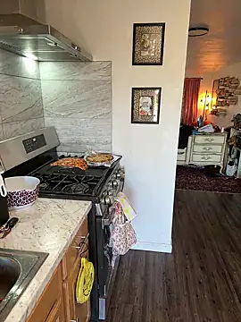 I am babydoll online show from February 9, 10:41 pm