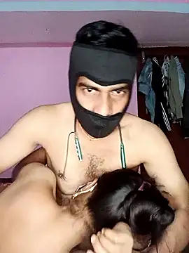 USHA BHABHI online show from March 6, 11:00 pm