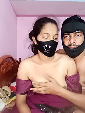 Snapshot of USHA_BHABHI chatting on July 11, 11:16 pm USHA BHABHI online show from July 11, 11:16 pm