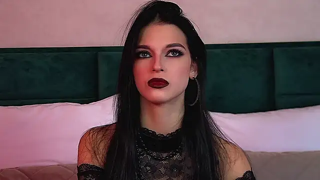 Snapshot of BeverlyMost chatting on November 29, 6:35 am BeverlyMost online show from November 29, 6:35 am