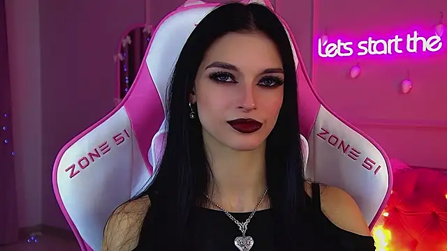 BeverlyMost online show from December 20, 6:38 am