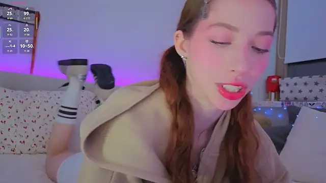 Snapshot of HappyVivy chatting on September 14, 11:05 pm HappyVivy online show from September 14, 11:05 pm