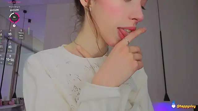 Snapshot of HappyVivy chatting on October 11, 4:52 pm HappyVivy online show from October 11, 4:52 pm