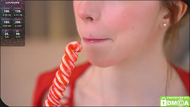 Snapshot of HappyVivy chatting on March 18, 8:39 am HappyVivy online show from March 18, 8:39 am