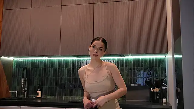 Sofa 01 online show from March 8, 3:15 pm