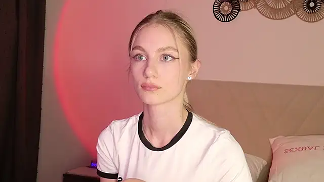 GabriellaOlsen online show from March 23, 7:47 pm