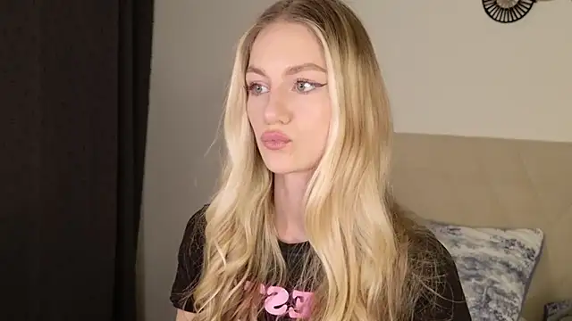 Snapshot of GabriellaOlsen chatting on February 5, 4:58 pm GabriellaOlsen online show from February 5, 4:58 pm