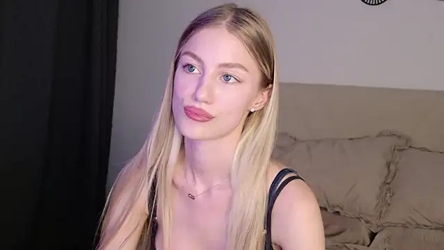 GabriellaOlsen online show from June 11, 3:42 pm