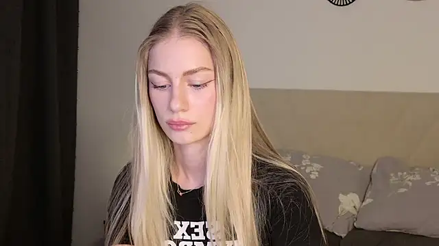 GabriellaOlsen online show from May 31, 6:09 pm