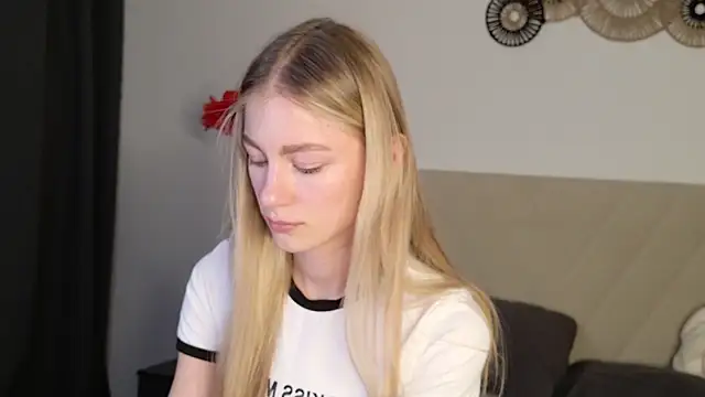 GabriellaOlsen online show from March 14, 5:52 pm