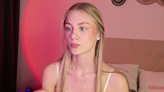 GabriellaOlsen online show from March 26, 6:17 pm