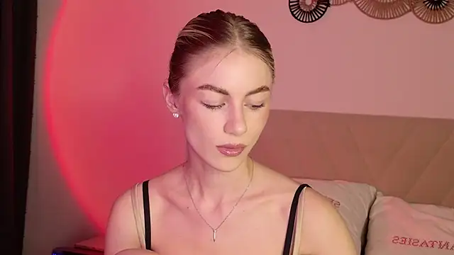 GabriellaOlsen online show from March 24, 5:57 pm