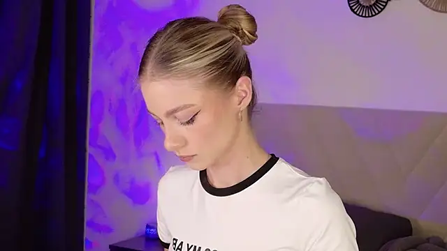 Snapshot of GabriellaOlsen chatting on February 27, 5:35 pm GabriellaOlsen online show from February 27, 5:35 pm