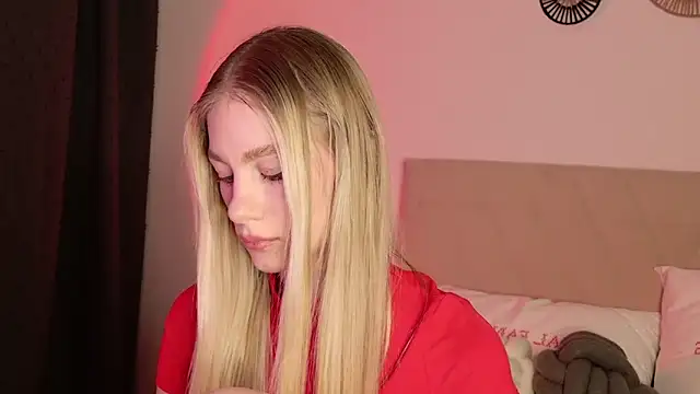 GabriellaOlsen online show from March 22, 5:58 pm