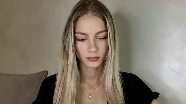 Snapshot of GabriellaOlsen chatting on September 28, 10:00 am GabriellaOlsen online show from September 28, 10:00 am