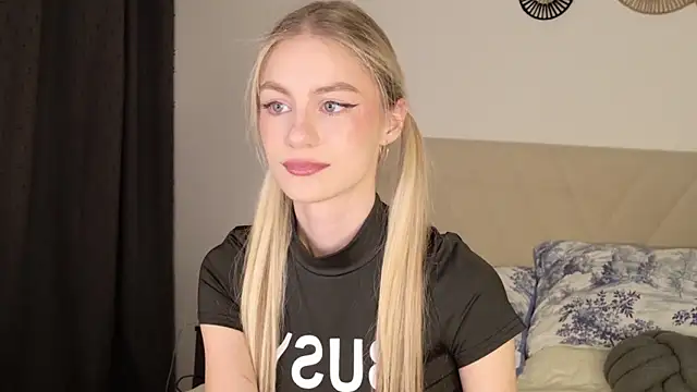 Snapshot of GabriellaOlsen chatting on February 23, 3:45 pm GabriellaOlsen online show from February 23, 3:45 pm