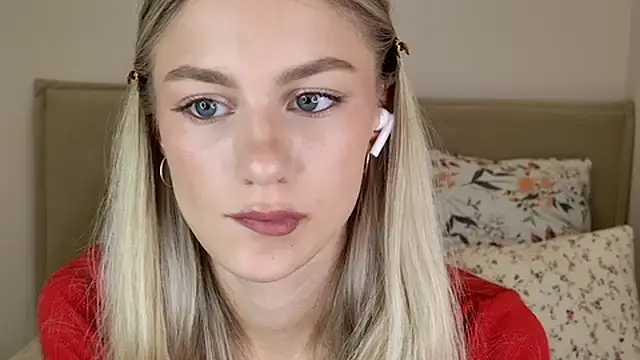 Snapshot of GabriellaOlsen chatting on September 25, 9:15 am GabriellaOlsen online show from September 25, 9:15 am