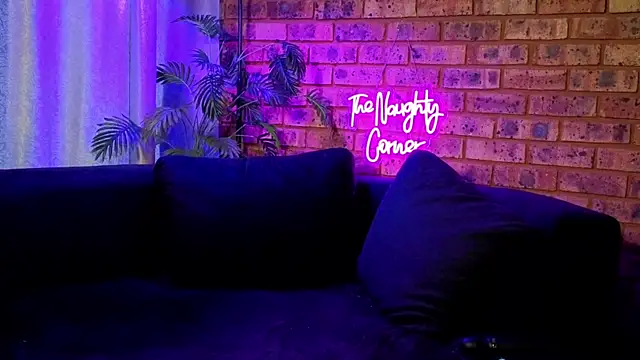 ourjourneyxoxoxo online show from November 15, 6:39 am