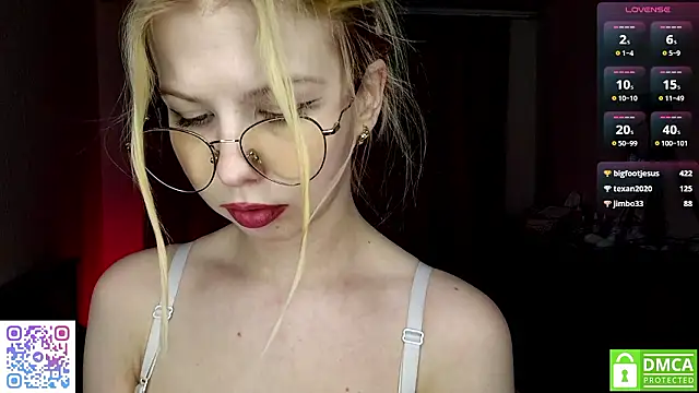 LynetHakes online show from February 15, 7:57 pm