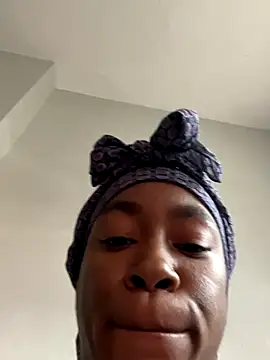 Meerawantsyou online show from November 3, 6:22 pm