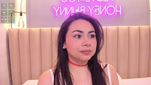 Naomymonroe  online show from February 23, 9:59 pm