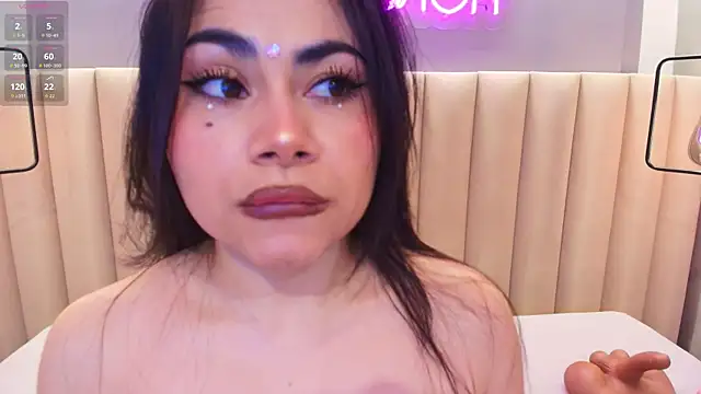 Naomymonroe  online show from November 11, 7:30 pm