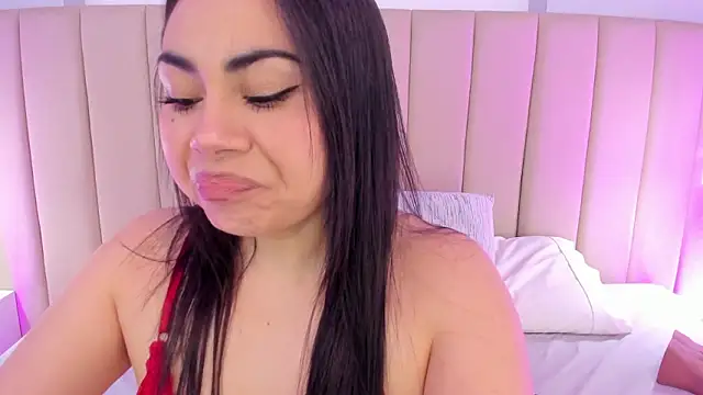 Naomymonroe  online show from March 12, 10:41 am