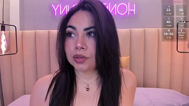 Snapshot of Naomymonroe_ chatting on June 27, 10:54 am Naomymonroe online show from June 27, 10:54 am