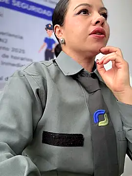 Snapshot of Ariana-07 chatting on December 4, 2:27 pm Ariana-07 online show from December 4, 2:27 pm