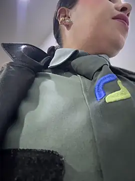 Snapshot of Ariana-07 chatting on November 13, 12:53 pm Ariana-07 online show from November 13, 12:53 pm