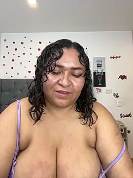 KarlaWild online show from March 4, 10:39 pm