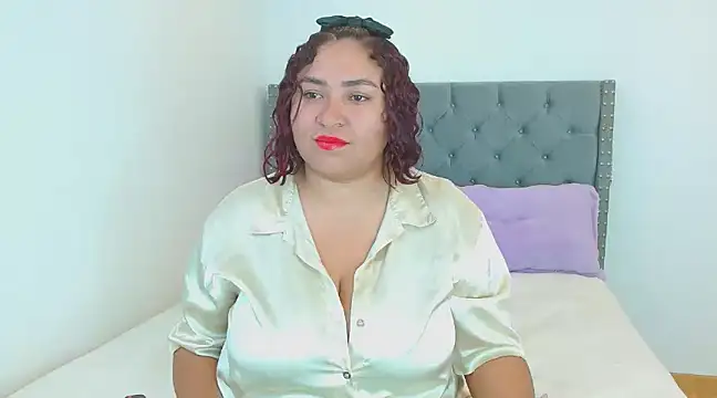 Snapshot of KarlaWild chatting on March 6, 6:37 pm KarlaWild online show from March 6, 6:37 pm