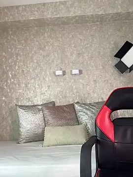 genesissara online show from February 20, 1:46 am