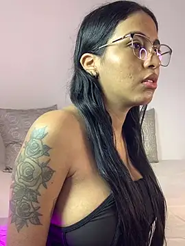 Snapshot of genesissara chatting on March 4, 12:18 am genesissara online show from March 4, 12:18 am