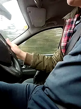 garibaldi1974 online show from November 10, 8:08 am