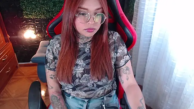 natyk m online show from November 28, 5:24 pm