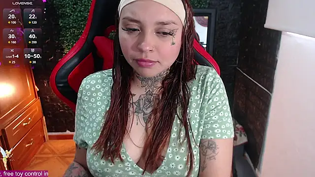 natyk m online show from October 27, 9:16 pm