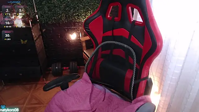 natyk m online show from February 25, 2:17 pm