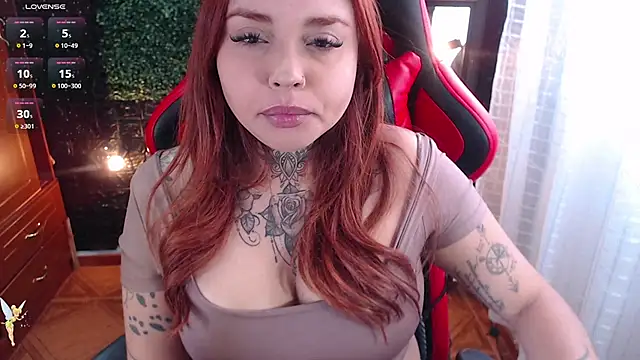 natyk m online show from November 8, 4:43 pm