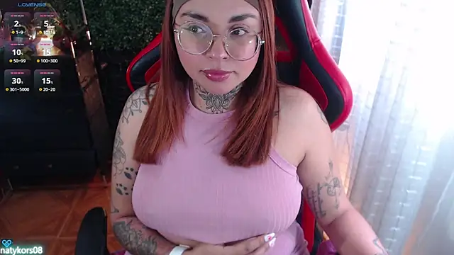 natyk m online show from February 24, 3:35 pm