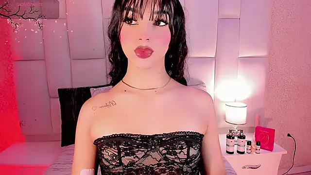 Angeles Busst online show from February 24, 8:31 pm