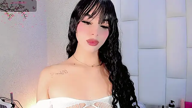 Angeles Busst online show from January 11, 8:05 pm